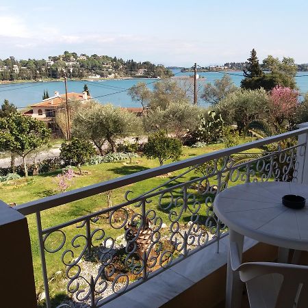 Athineos Apartments กอมเมนโน ภายนอก รูปภาพ